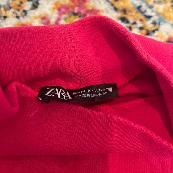 Zara mock neck top size medium - Picture 2 of 2